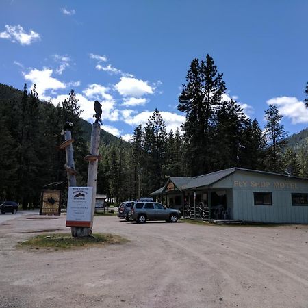 Rock Creek Mercantile & Motel Clinton Dış mekan fotoğraf